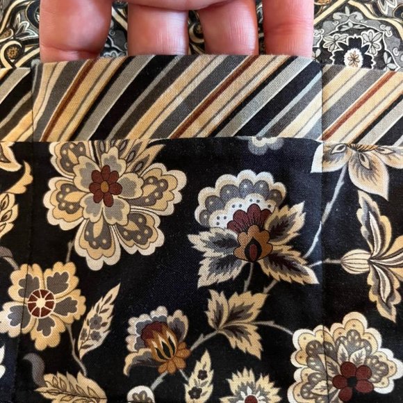 Fall floral cotton zip closure satchel purse in black/khaki/rust/gray colors. - Picture 5 of 5